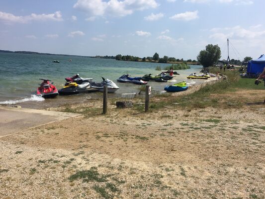 Jet-ski