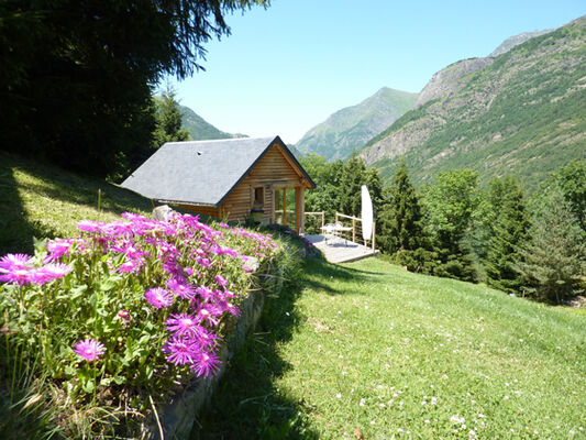 A-exterieur-lasserre-gedre-HautesPyrenees