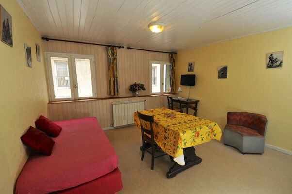 SIT-Richard-M-Appt-304 (3)