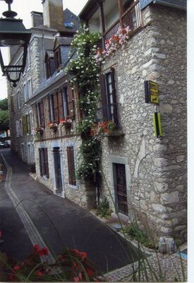 facade-chambredhotesdolwin-argelesgazost-HautesPyrenees.jpg
