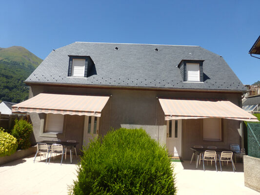 terrasse-gaye-esquiezesere-HautesPyrenees