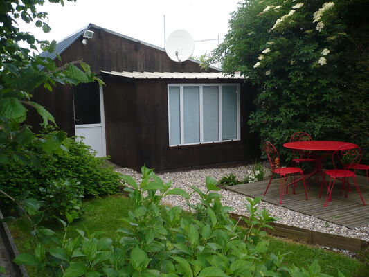 Terrasse--3----Les-Noisetiers---Mme-Baville---Gruchet-Saint-Simeon