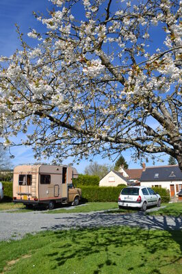 Aire service camping car_lavernat_airsrcamp_72 (2)