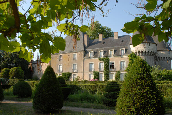 Château Bazouges sur le Loir©Guy Durand(1)