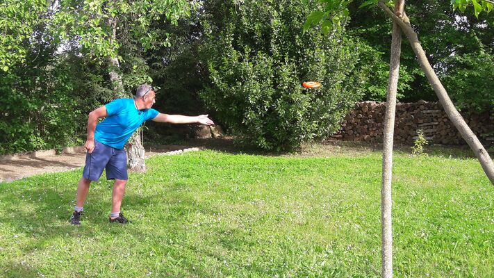 DISC GOLF