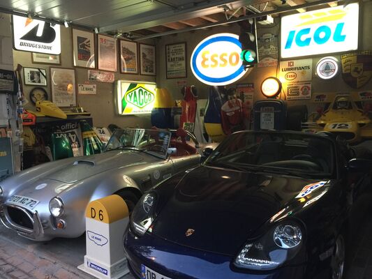 Garage (1)