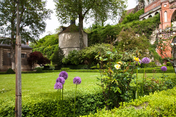 Jardin du chateau_Poncé_JP Berlose (1)