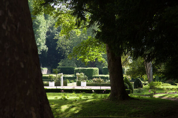 Jardin du chateau_Poncé_JP Berlose (2)