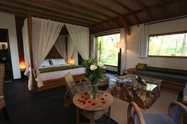 SUMATRA LODGE