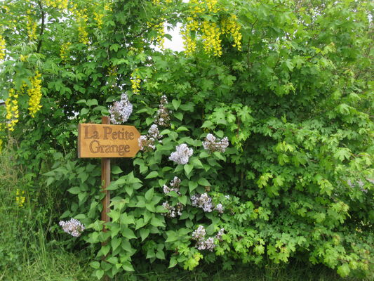 Signpost La Petite grange