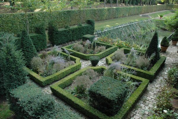 PCU49-chateau-de-gastine-3