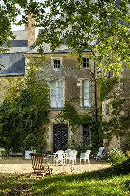 06 Le Loir_Ch+óteau de Bazouges_France-®Allwrite