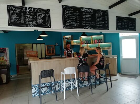 bar_domainedessalins_sainthilairederiez