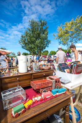 Brocante ST HILAIRE DE RIEZ - ©Simon Bourcier