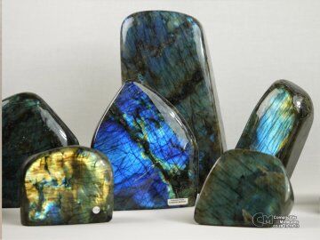 Complicités Minérales - labradorite-forme-libre8