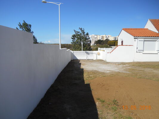 Cour-parking
