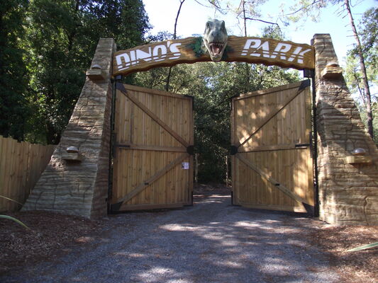 DINOSPARK-STHILAIREDERIEZ-ENTREE