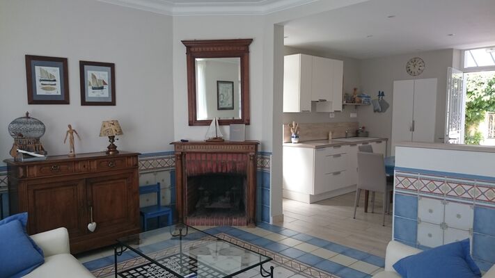 Le Saphir Salon ouvert sur la cuisine