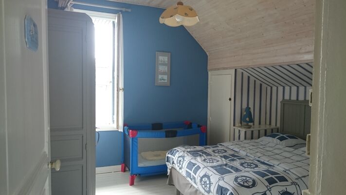 Le Saphir chambre 1er étage lit double-2