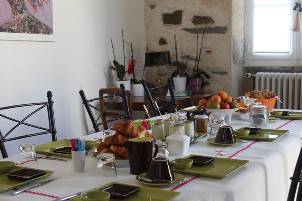 PETIT DEJ manoir de l'eoliere