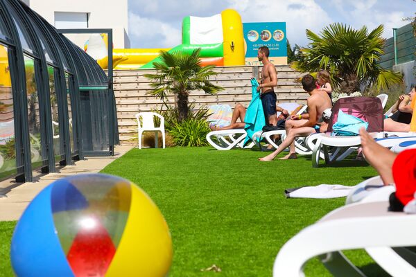Domaine OYAT - Piscine zone exterieur