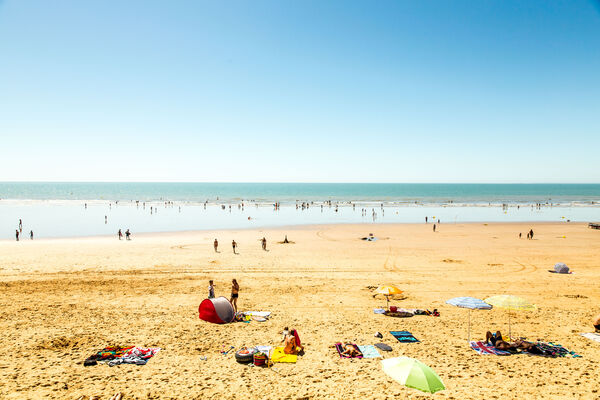 Plage les mouettes - © Simon Bourcier