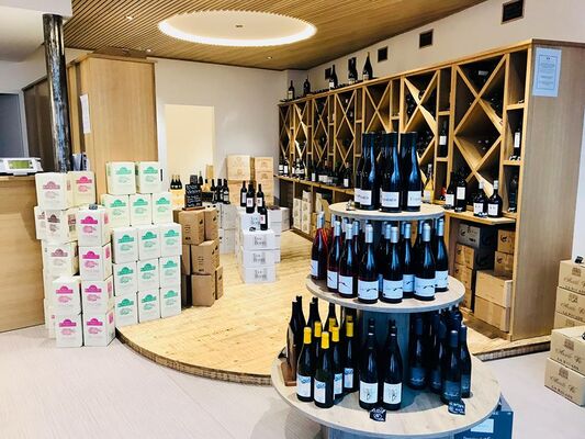 Vins_en_herbes_cave_saint_gilles_croix_de_vie