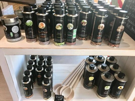 Vins_en_herbes_huiles_saint_gilles_croix_de_vie