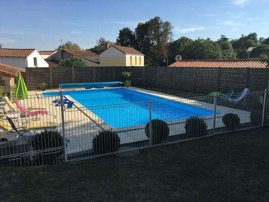 piscine-meublé-barbier-85570-l-hermenault-8