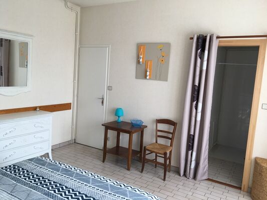 chambre-meublé-barbier-85570-l-hermenault-10