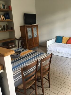 salon-meublé-barbier-85570-l-hermenault-11
