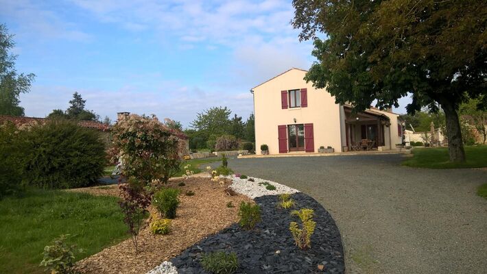 meublé-le-vieux-chêne-saint-valérien-85570-1
