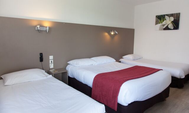 chambre quadruple (640x382)
