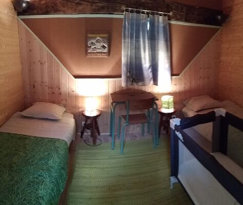 chambres-d-hotes-domaine-la-lucarliere-85410-saint-cyr-des-gats-9