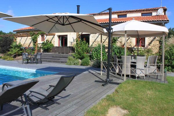 chambres-d-hotes-la-grange-aux-peintres-vouvant-85120-4