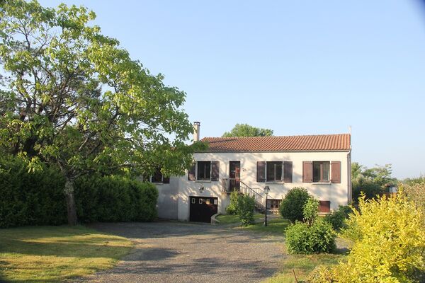 chez-chartres-l-orbrie-meublé-85200-1
