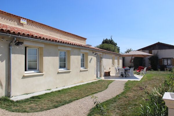 gite-la-benetiere-saint-valerien-85570-18