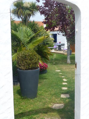 Entrée vers Gîte des Fruches