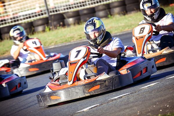 karting-fontenay-pole-85-85200-2