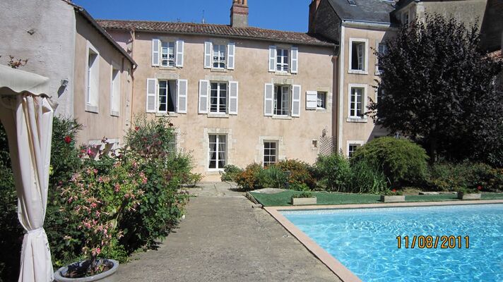 logis-de-la-clef-de-bois-fontenay-le-comte-85-CH-16