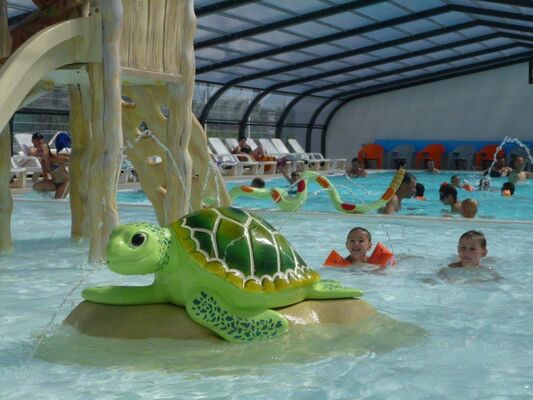 pataugeoire piscine couverte camping Europa