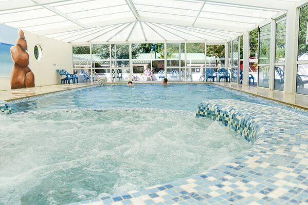 piscine couverte chauffee la paree preneau