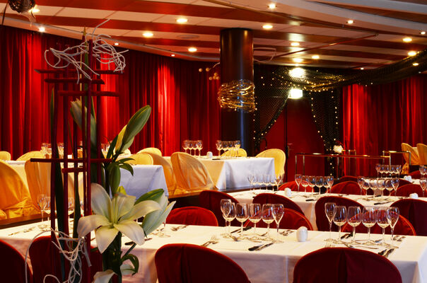 186381_restaurant_leqg1