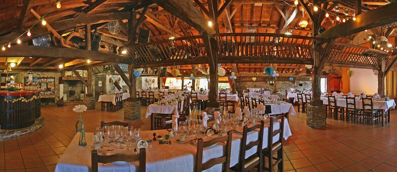 258097_salle_poucton