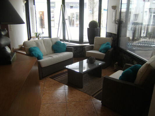 35353_hotellasternehall2011
