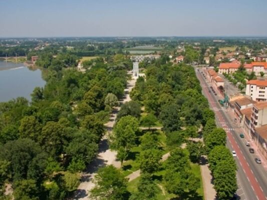 Le Cours Foucault visiter montauban découvrir montauban parc jardin