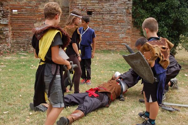JEU DE RÔLE À L'ABBAYE