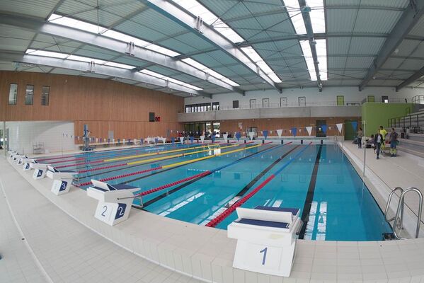Bassin indoor complexe aquatique Ingréo