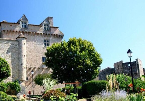 chateau