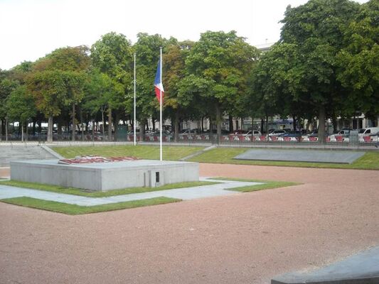 Monument aux martyrs de la Résistance et de la Déportation de Reims